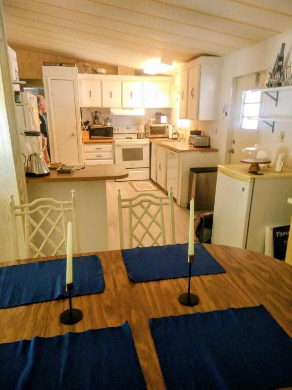 1981 2BA/2BA Mobile Home