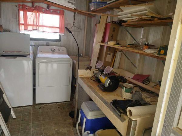 1981 2BA/2BA Mobile Home