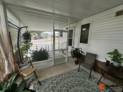 Photo 5 of 26 of home located at 377 Camellia Drive Fruitland Park, FL 34731