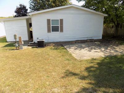 Photo 3 of 39 of home located at 6252 W Adams Belleville, MI 48111