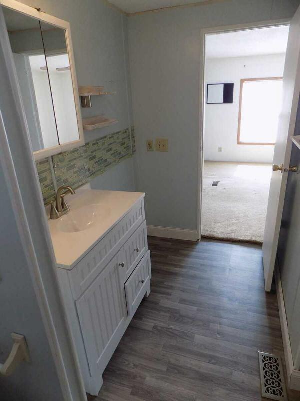 1988 Skyline Manufactured Home