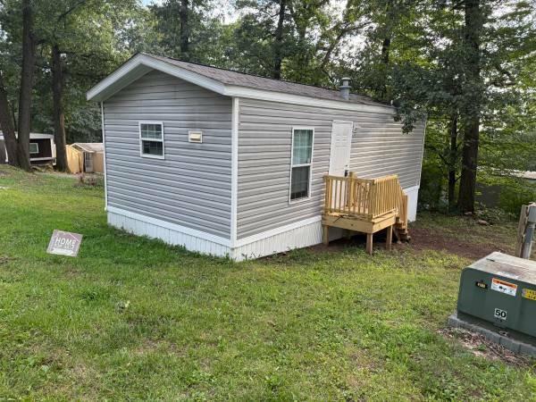 Photo 1 of 2 of home located at 88 Upper Loop Rd. Leesport, PA 19533