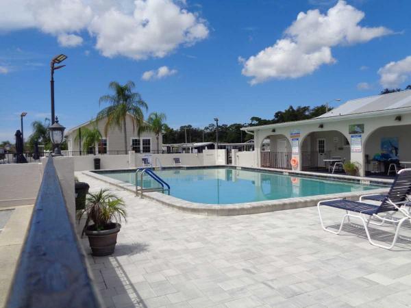 1977 TWIN Manufactured Home