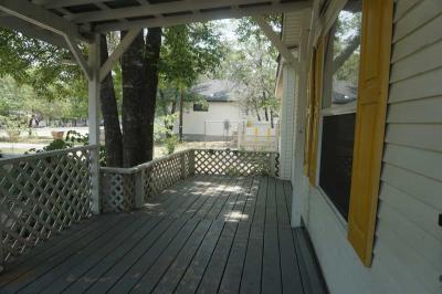 Photo 2 of 39 of home located at 23027 Fawn Trail Elmendorf, TX 78112