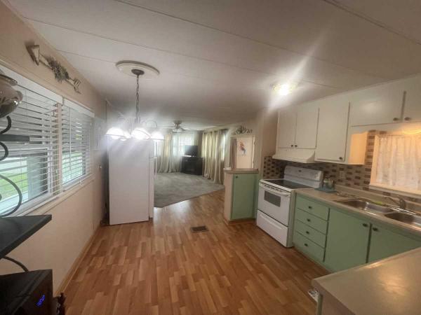 1970 2BD/1.5BA Mobile Home