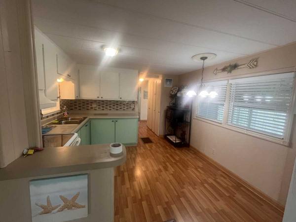 1970 2BD/1.5BA Mobile Home