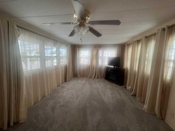1970 2BD/1.5BA Mobile Home