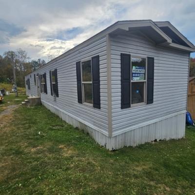 Mobile Home at 46 Belden Dr Thomas, WV 26292