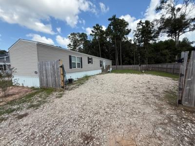 Mobile Home at 16303 Crockett Martin Conroe, TX 77306