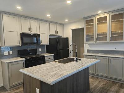 Mobile Home at 101 Centerbrook Grand Rapids, MI 49548