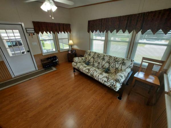 1992 Palm Harbor 3044B+V Manufactured Home