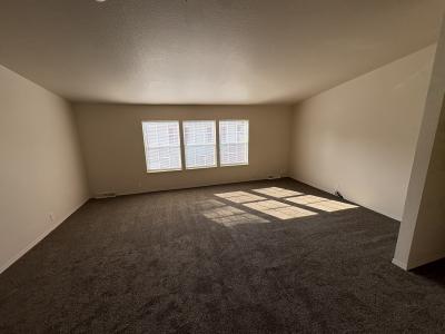 Photo 3 of 12 of home located at 11251 Hartford Rd Washington, MI 48094