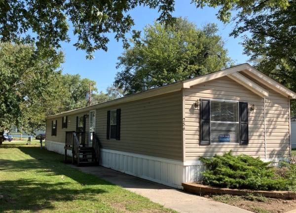 2010 SOUT Mobile Home For Sale