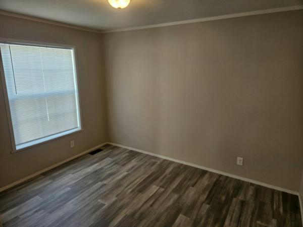 2021 Champion Home Builders, Inc RA1444 201 Manufactured Home