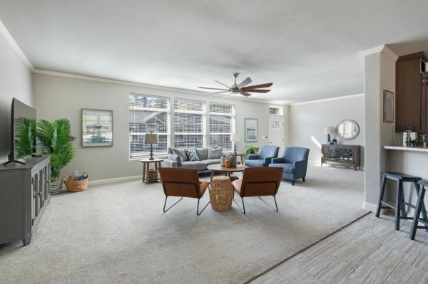 2021 Champion AF3270HDE Mobile Home