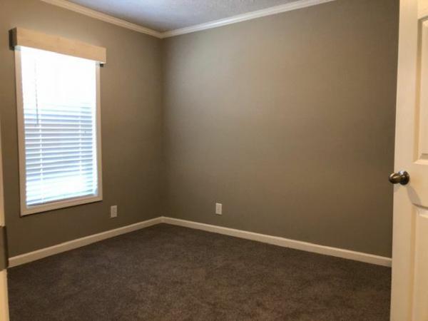 2019 Clayton Homes Inc Yes Mobile Home