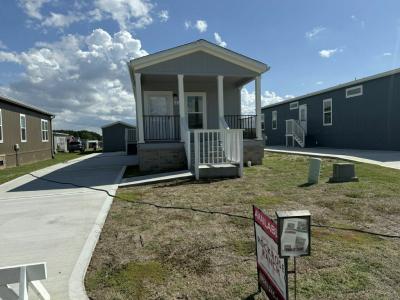 Photo 4 of 25 of home located at 102 Trail Ride Way Willis, TX 77318