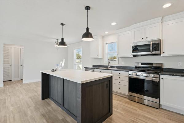 2025 Clayton 721 81TMP28563DH25S  Home