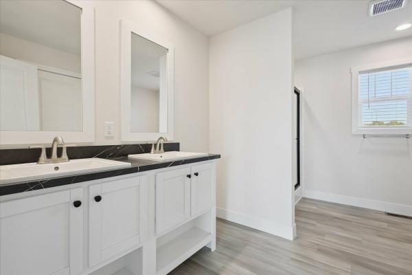 2025 Clayton 721 81TMP28563DH25S  Home