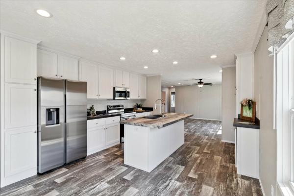 2025 clayton  Mobile Home For Sale