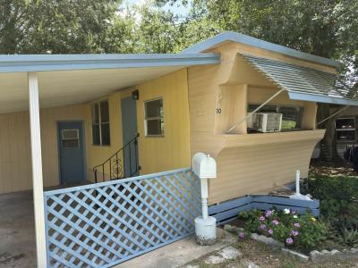 Mobile Home at 10 W Main St Mount Dora, FL 32757