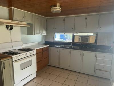 Photo 2 of 7 of home located at 10 W Main St Mount Dora, FL 32757