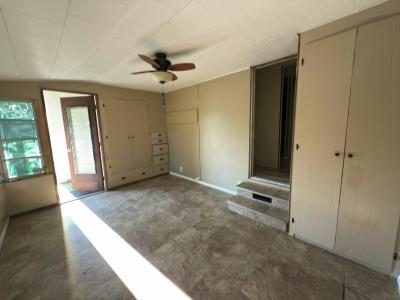 Photo 4 of 11 of home located at 3 East Main St Mount Dora, FL 32757