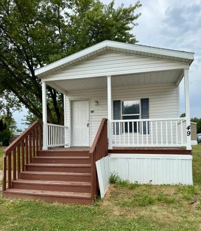 Mobile Home at 407 18th Ave. East, Lot# 49 Milan, IL 61264
