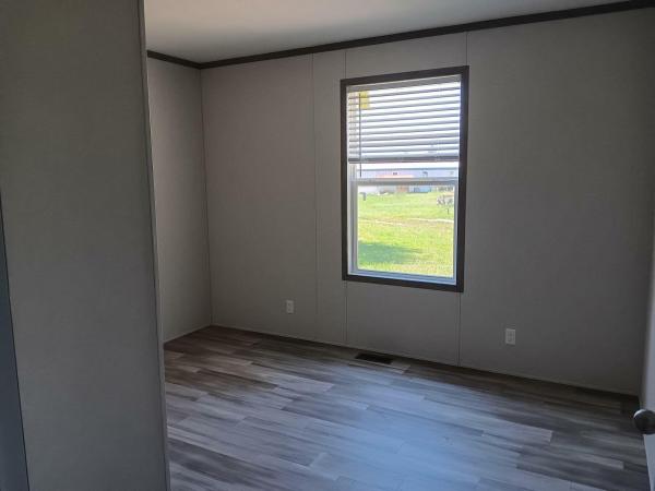 2023 96PLH16763WH23S  Home