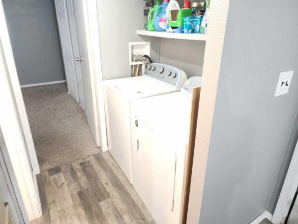 1988 Skyline  Sabre Manufactured Home