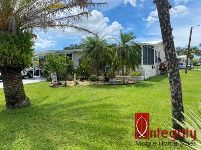 Mobile Home at 327 Den Helder Avenue Ellenton, FL 34222