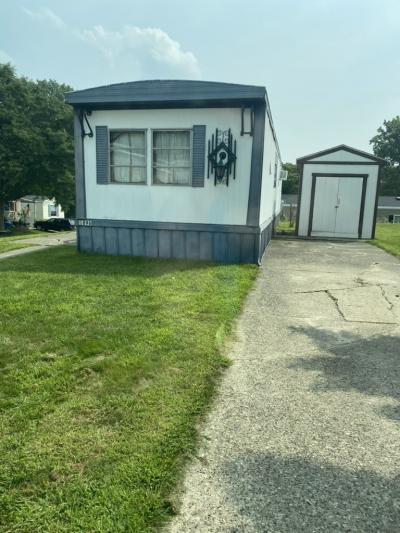 Photo 2 of 6 of home located at 1896 Stafford Ct #217 Milford, MI 48381
