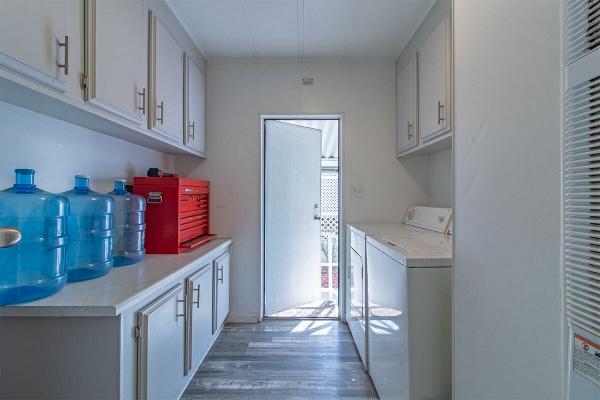 1982 Commodore Mobile Home