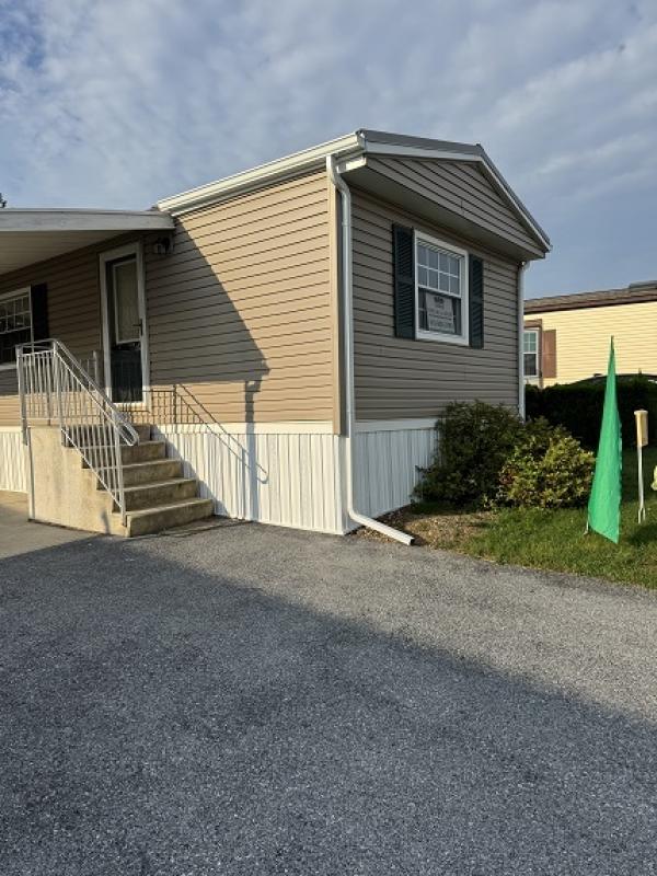 1992 Hollypark Mobile Home