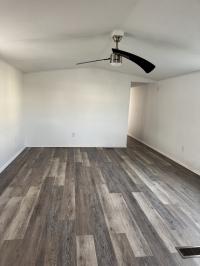 1992 Hollypark Mobile Home