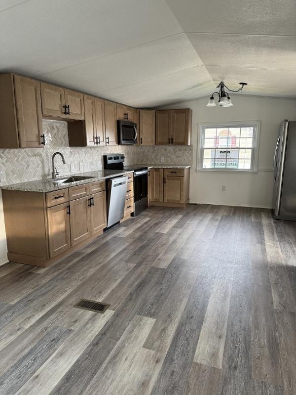 1992 Hollypark Mobile Home