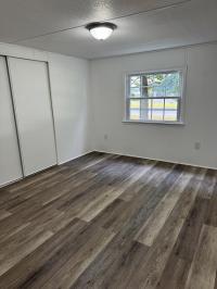 1992 Hollypark Mobile Home