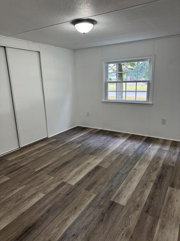 1992 Hollypark Mobile Home