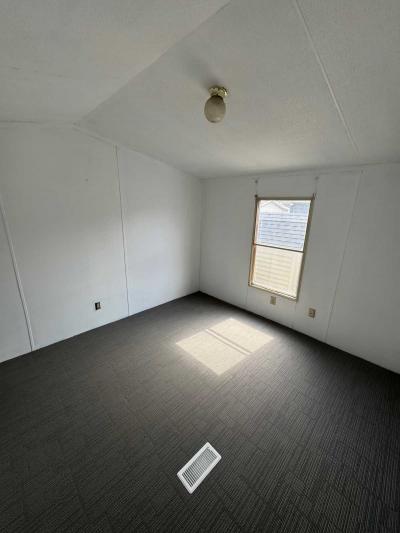 Photo 5 of 6 of home located at 850 N Halstead Street B4 Allentown, PA 18109