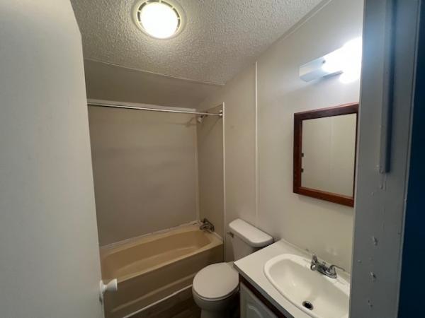 1998 Holly Park Mobile Home