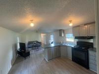 1998 Holly Park Mobile Home