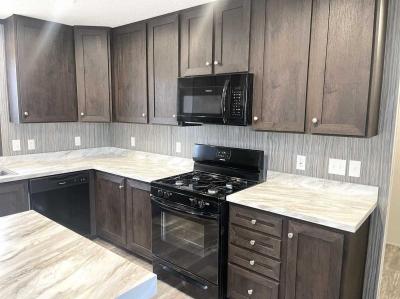 Photo 4 of 5 of home located at 2486 Westwood Bay City, MI 48706