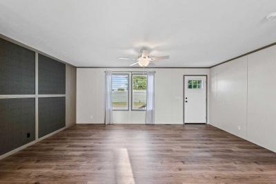 Photo 3 of 8 of home located at 198 Franklin Mahomet, IL 61853