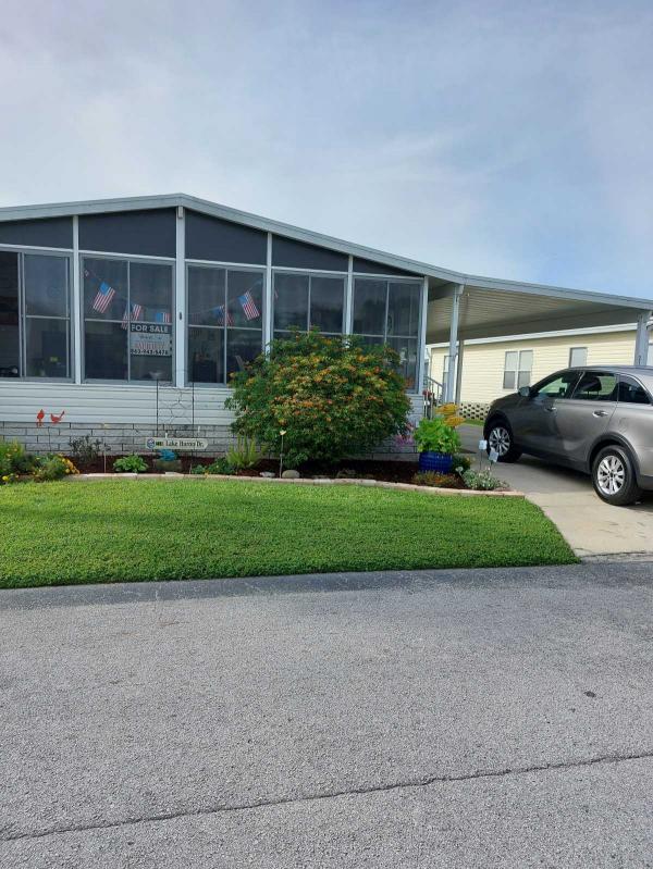 Photo 1 of 2 of home located at 218 Lake Huron Dr. Mulberry, FL 33860