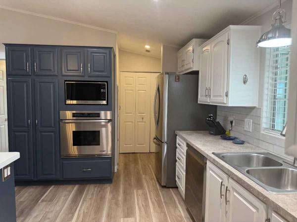 1998 Cavco Manufactured Home