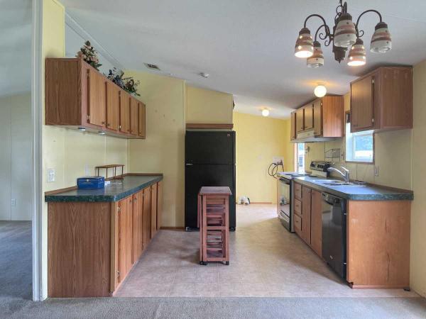 2000 Mobile Home