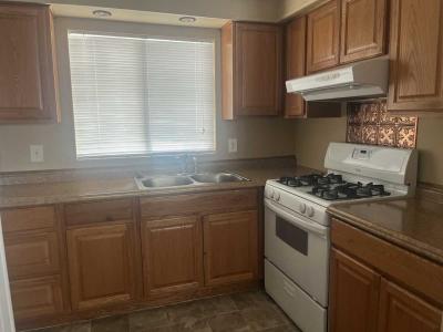 Photo 4 of 17 of home located at 2121 S Pantano Rd Unit 353 Tucson, AZ 85710