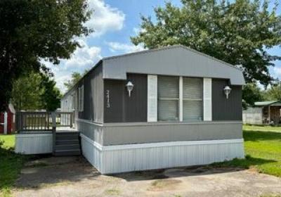 Mobile Home at 2413 Autumn Louisville, KY 40272