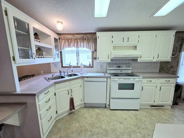1998 Marlette Mobile Home
