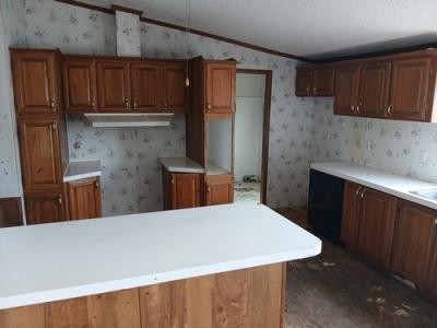 Photo 2 of 9 of home located at 723 Nichols Ct Granbury, TX 76049